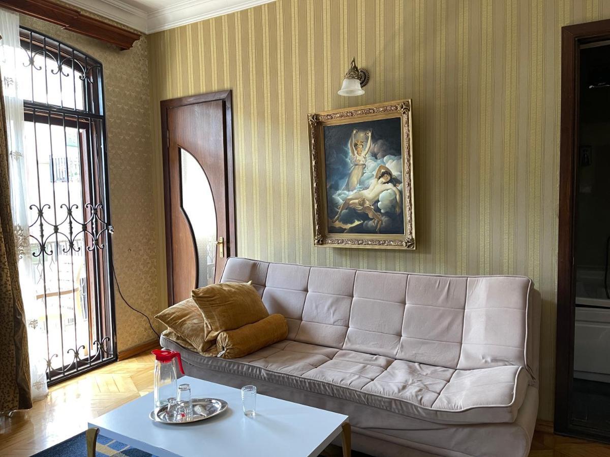 Luxors Garden Hotel Batumi Eksteriør billede
